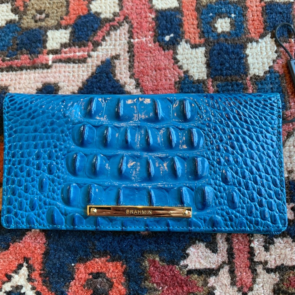 Brahmin wallet